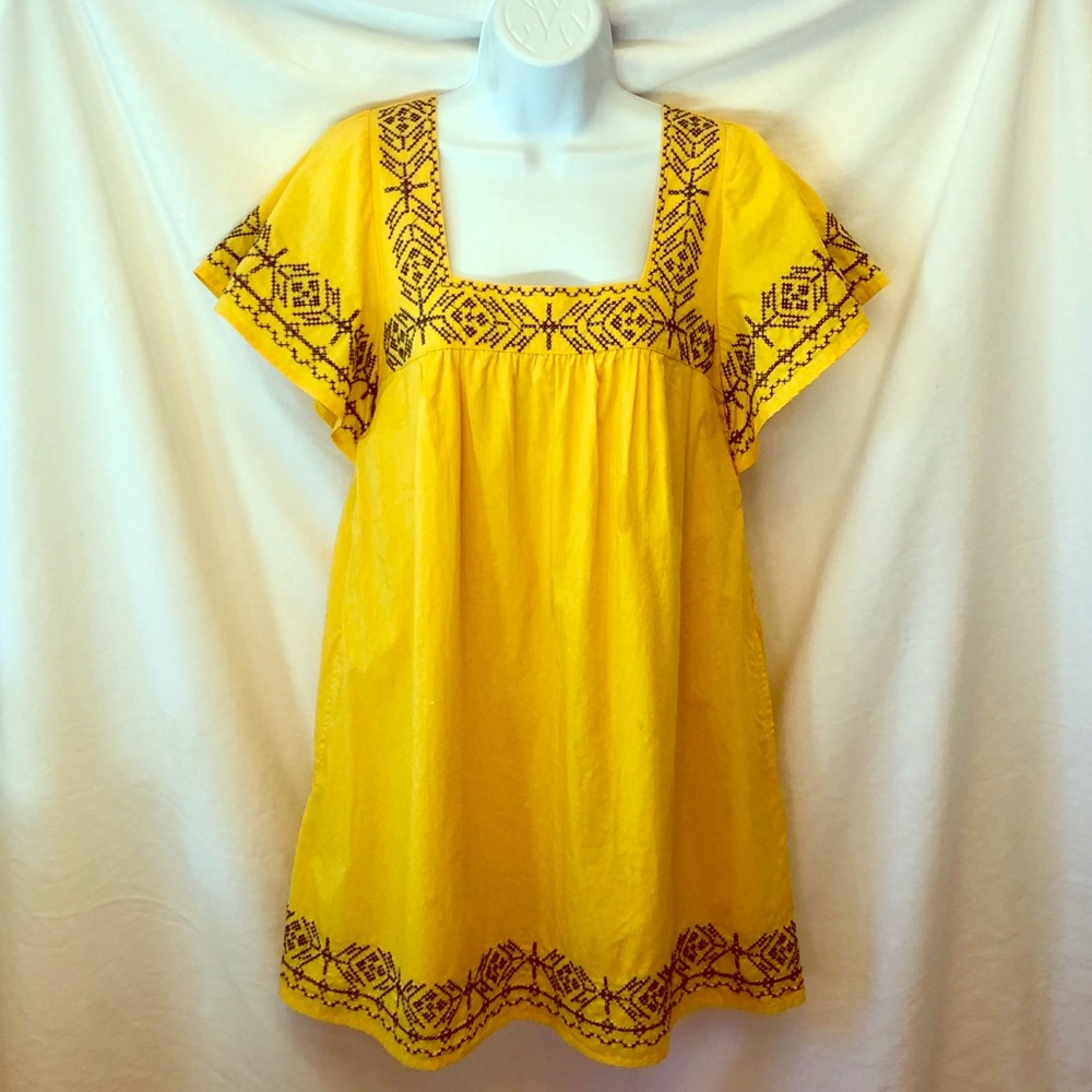 Abercrombie & Fitch flutter sleeve dress